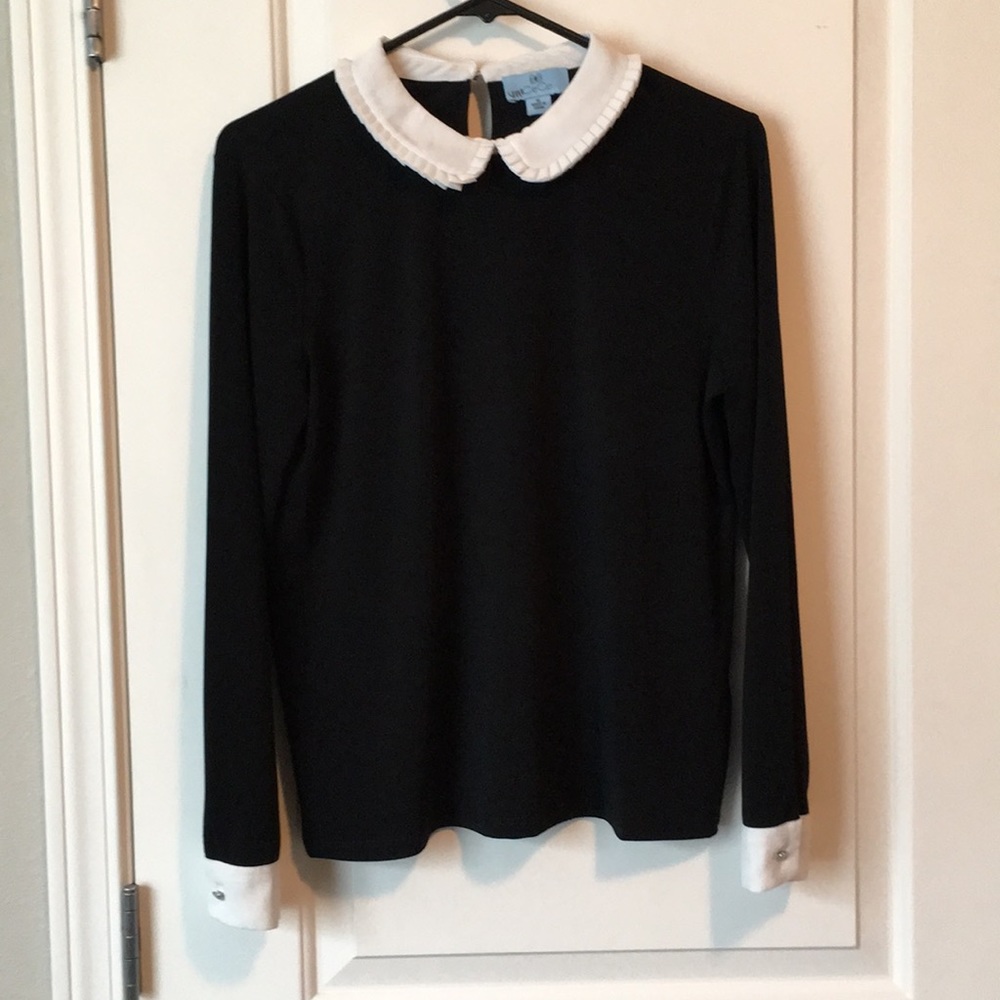 Long sleeve Peter Pan Top